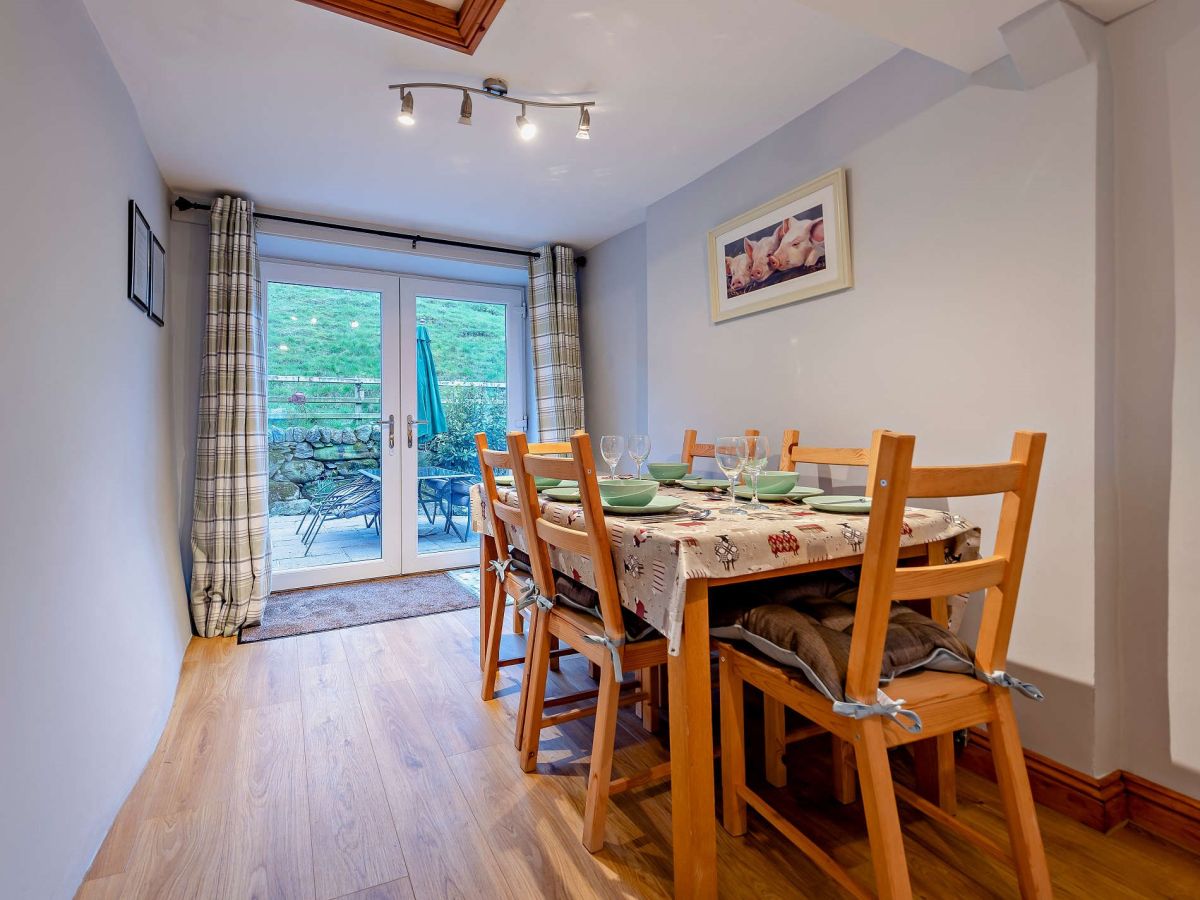 Garth Farmhouse, listing photograph 8