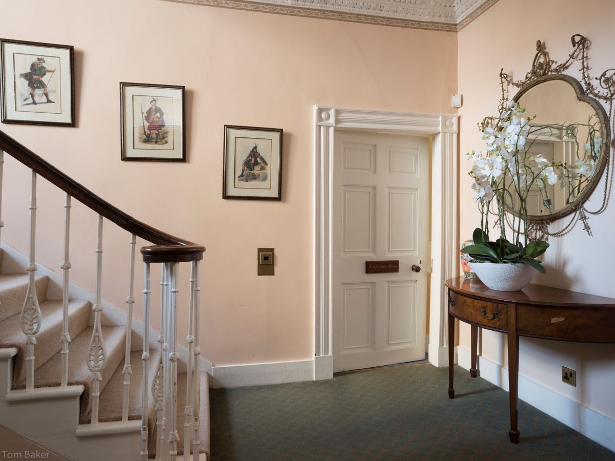 Grand Georgian Mansion, listing photograph 11