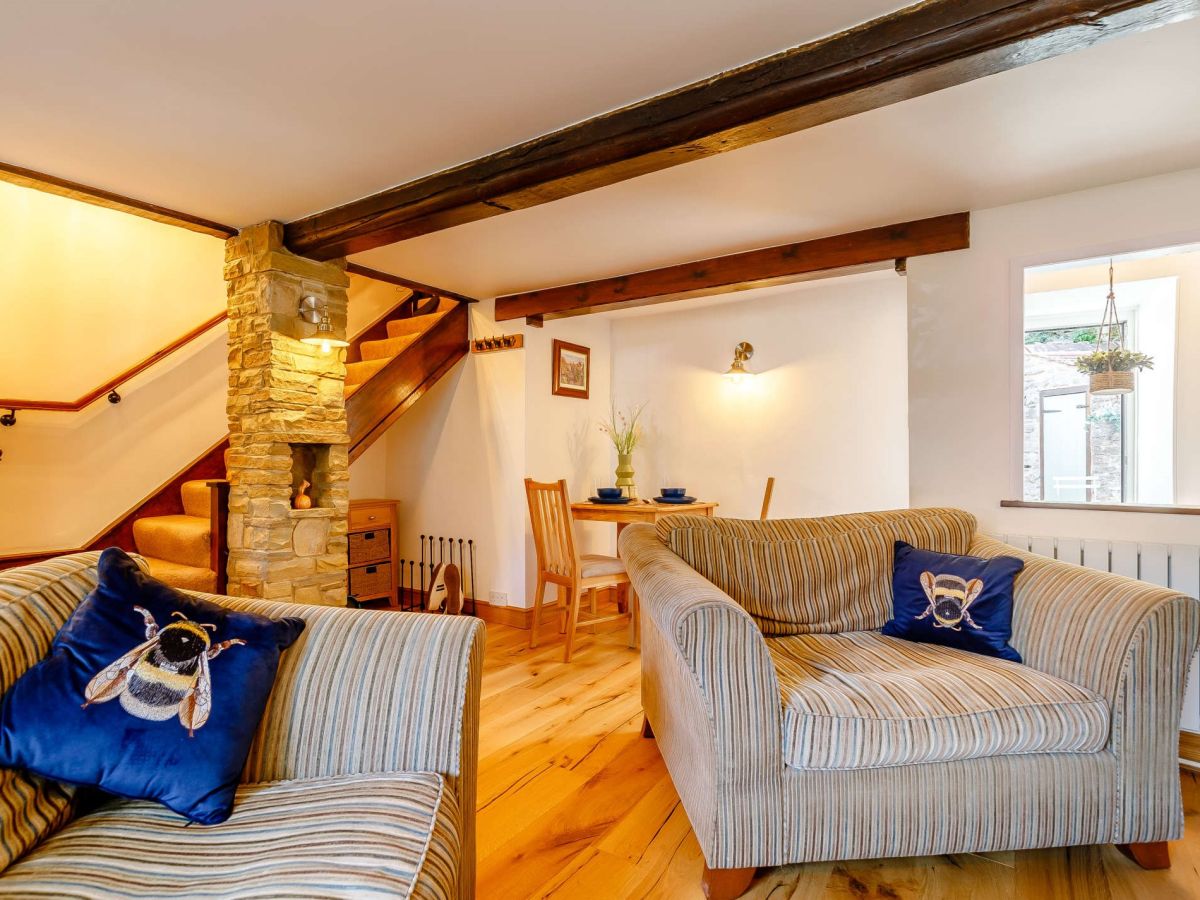 Tudor Cottage, listing photograph 6