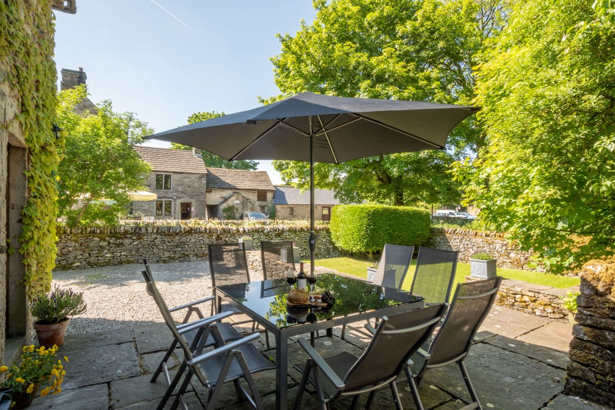Monyash Barn, listing photograph 5