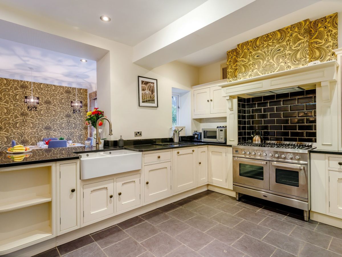 Fox House, listing photograph 7