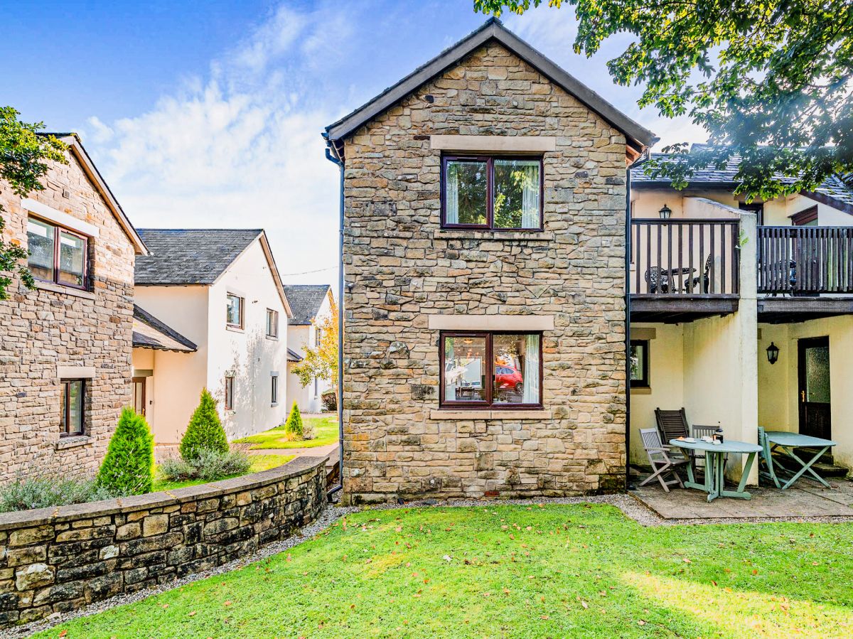 Willow Cottage - Whitbarrow Village, listing photograph 2