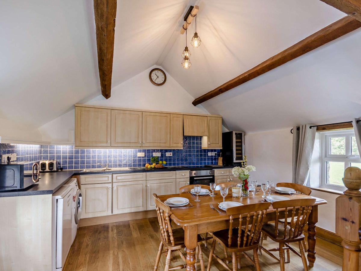 Family Farmhouse Conwy Valley, listing photograph 11
