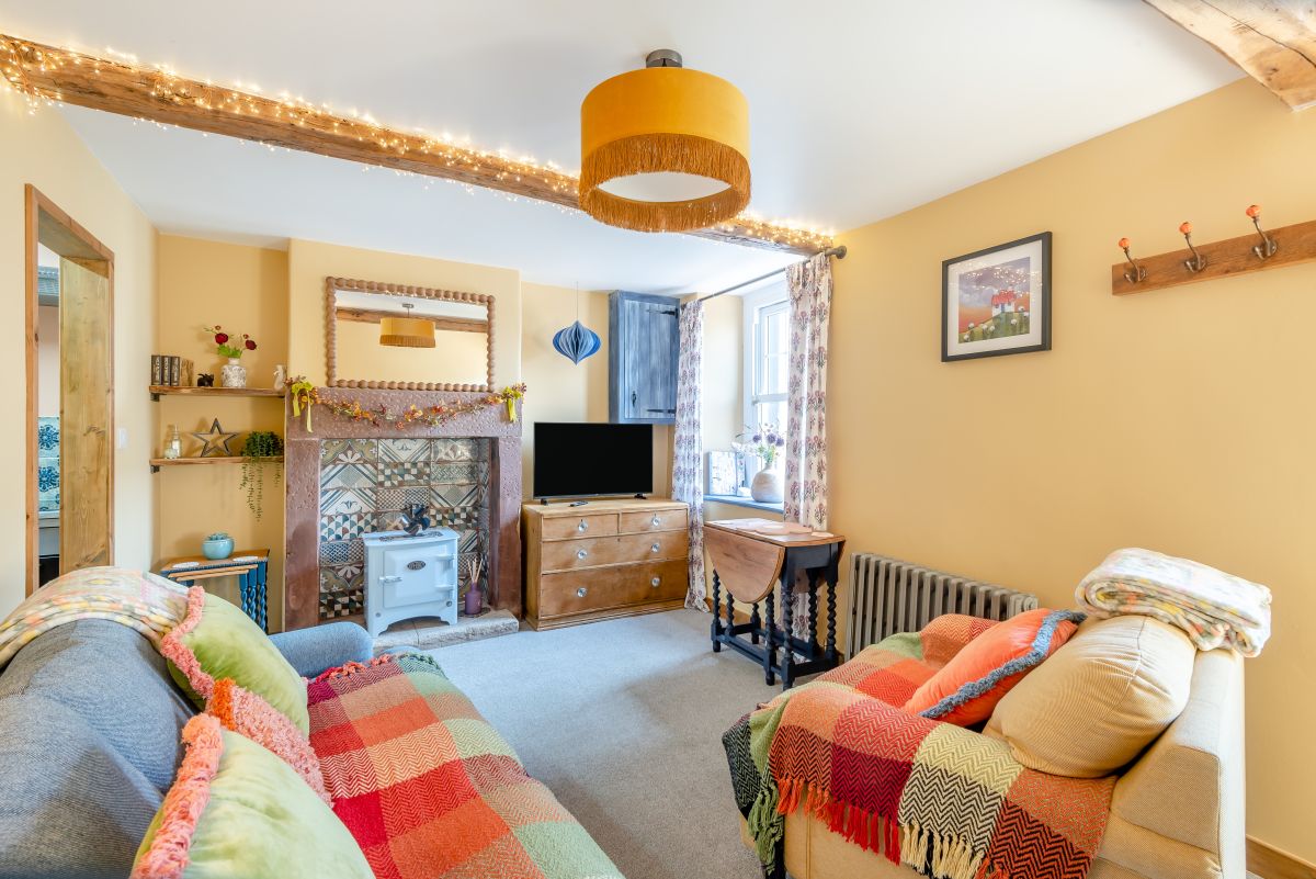 Maggie's Cottage, listing photograph 2