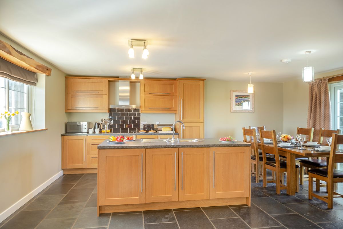 Llys Mawr, listing photograph 7