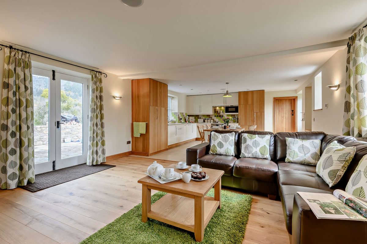 Orchard View, listing photograph 6