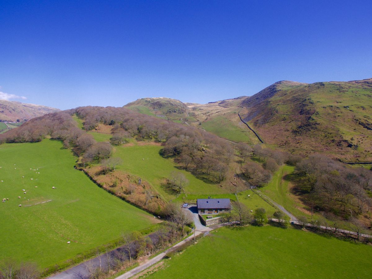 Llidiart y Llyn, listing photograph 2