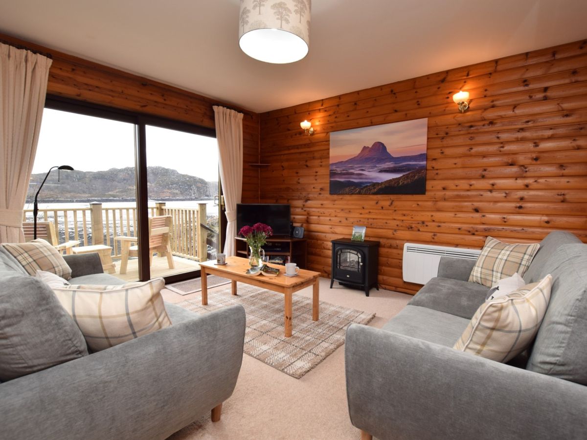 Macleod Chalet, listing photograph 8