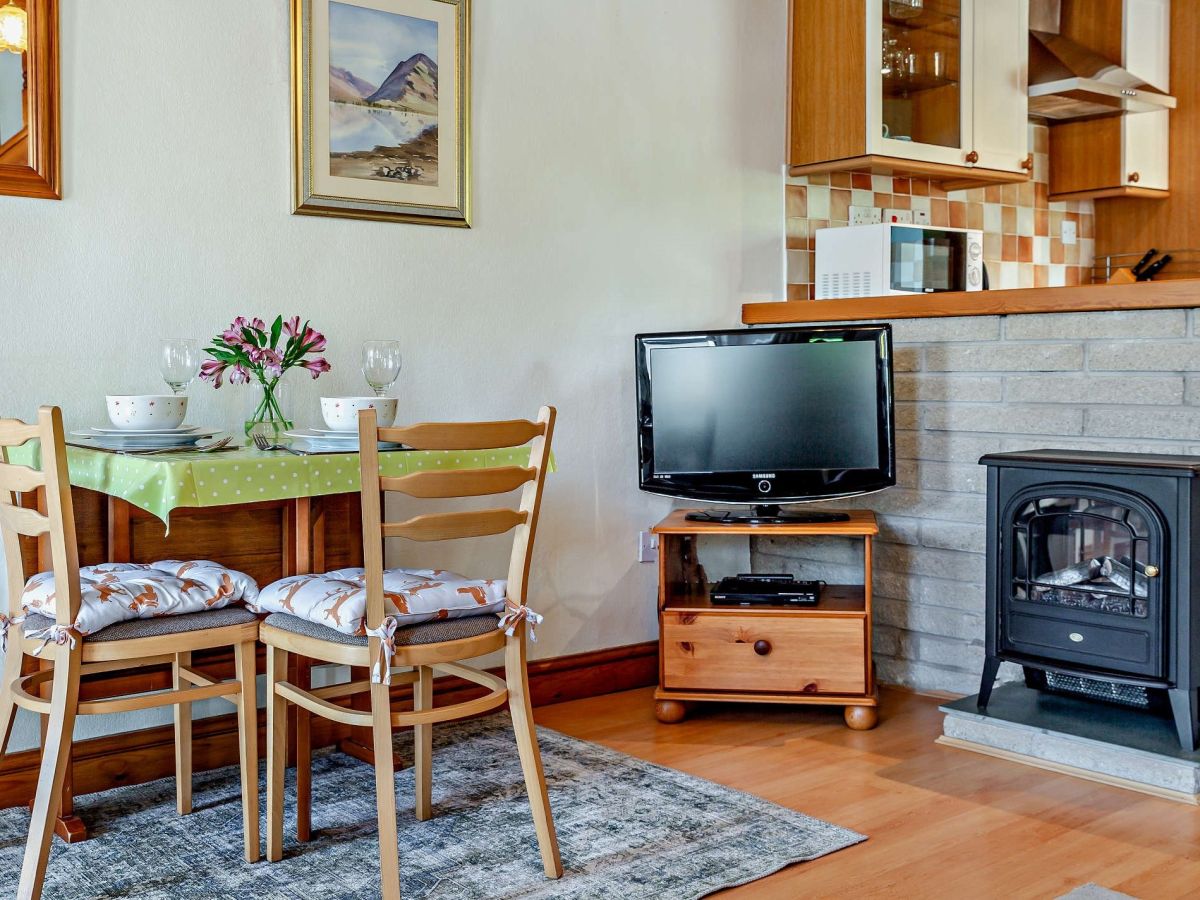 Cosy Cottage - Braithwaite, listing photograph 5