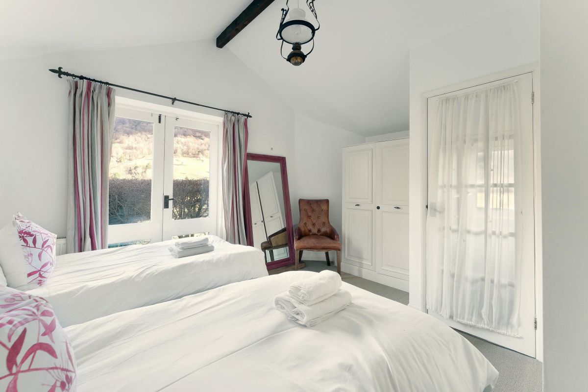 Rowan Studio Cottage, listing photograph 3