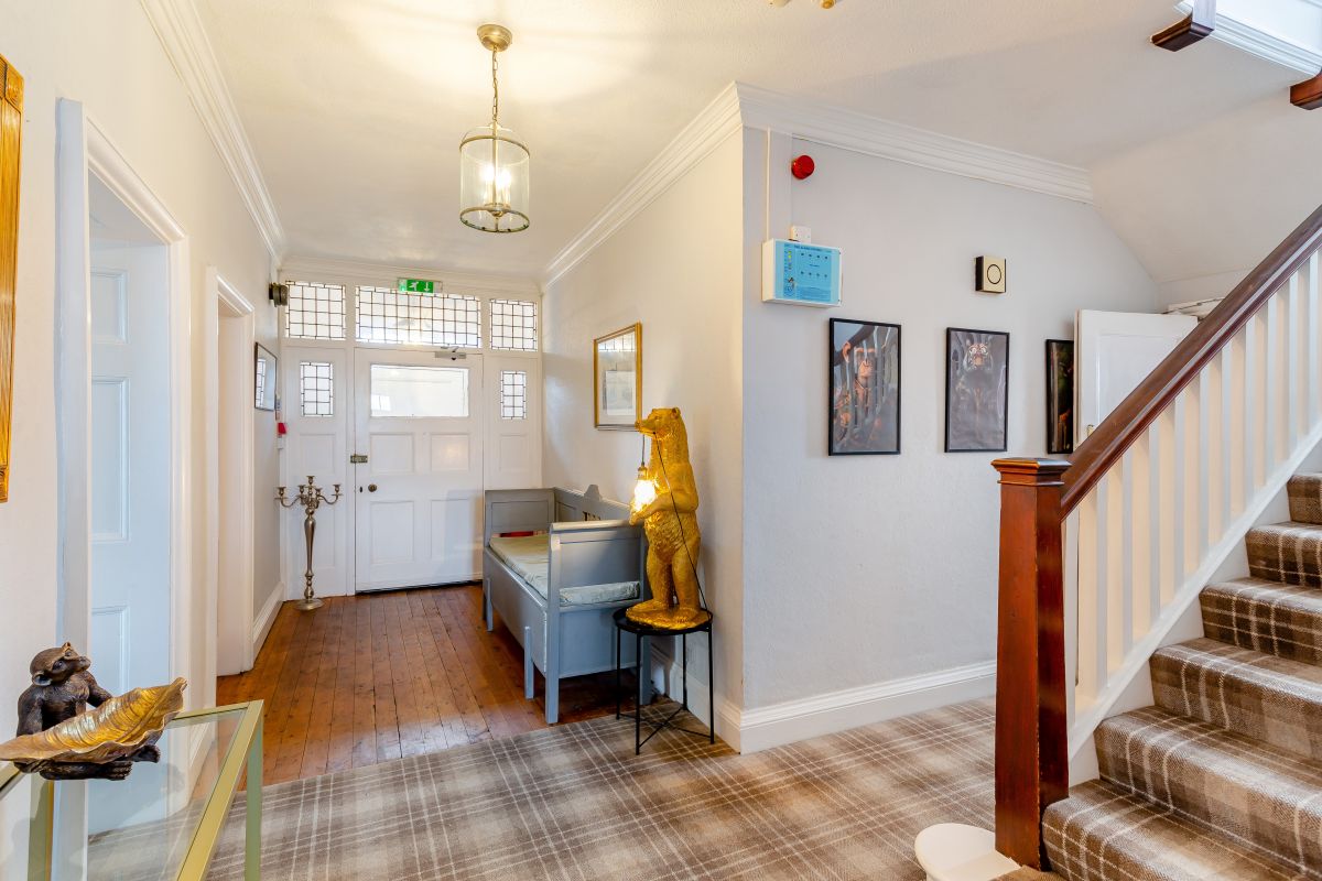Haven House, listing photograph 7