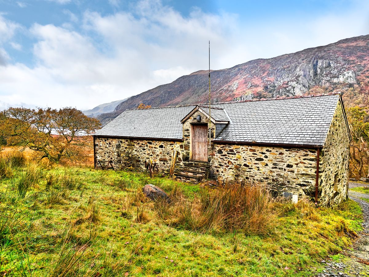 Llyndy Isaf, listing photograph 11