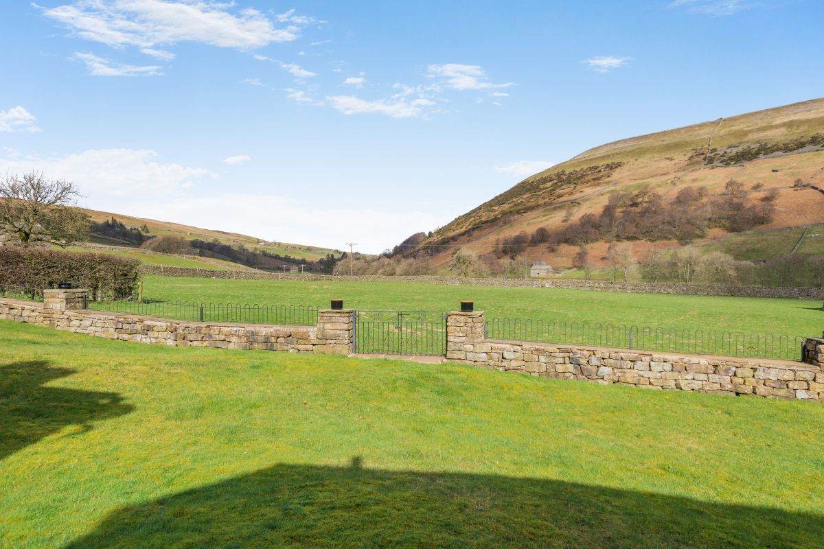Meadow Croft, listing photograph 4