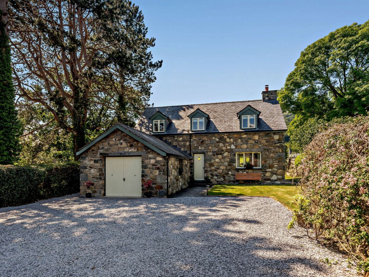 Ty Carreg Rowen, listing photograph 4