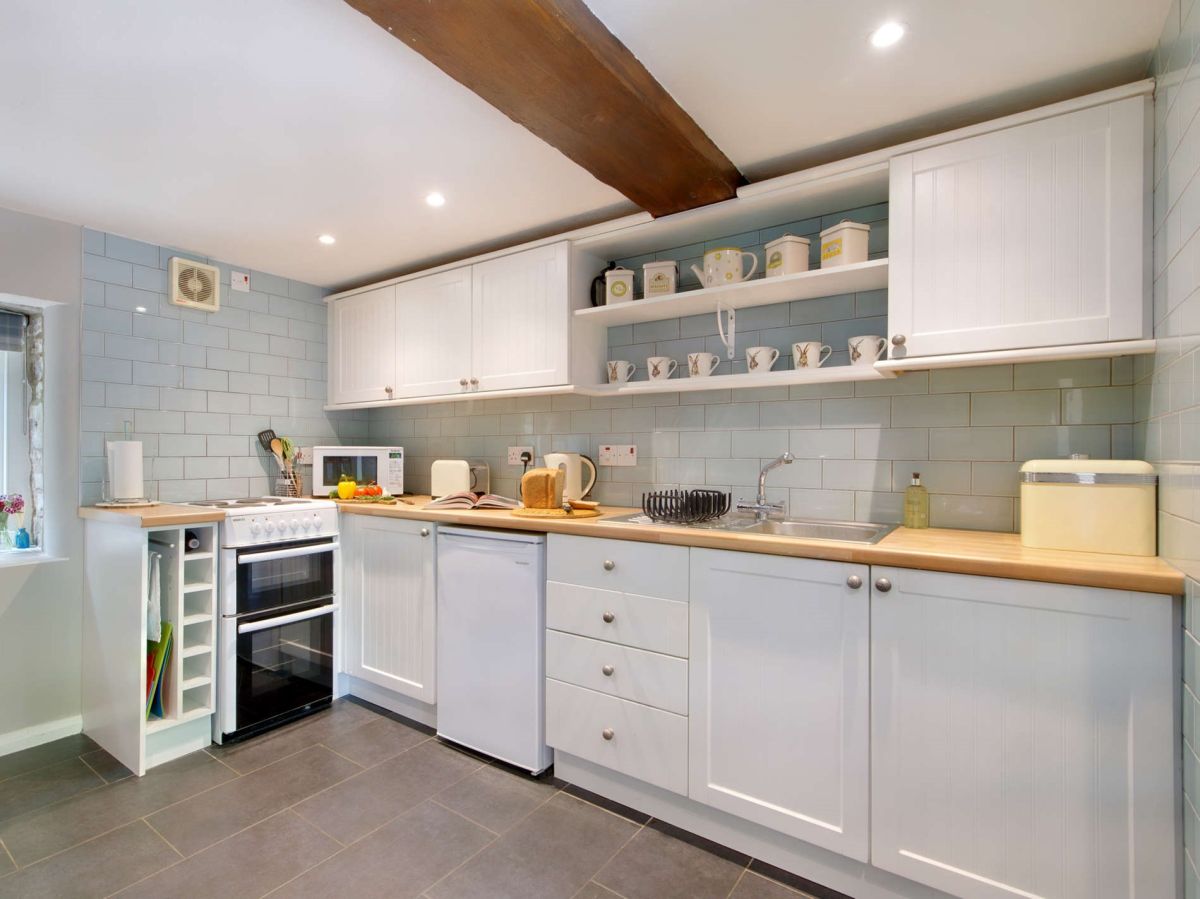 Glen's Cottage, listing photograph 3