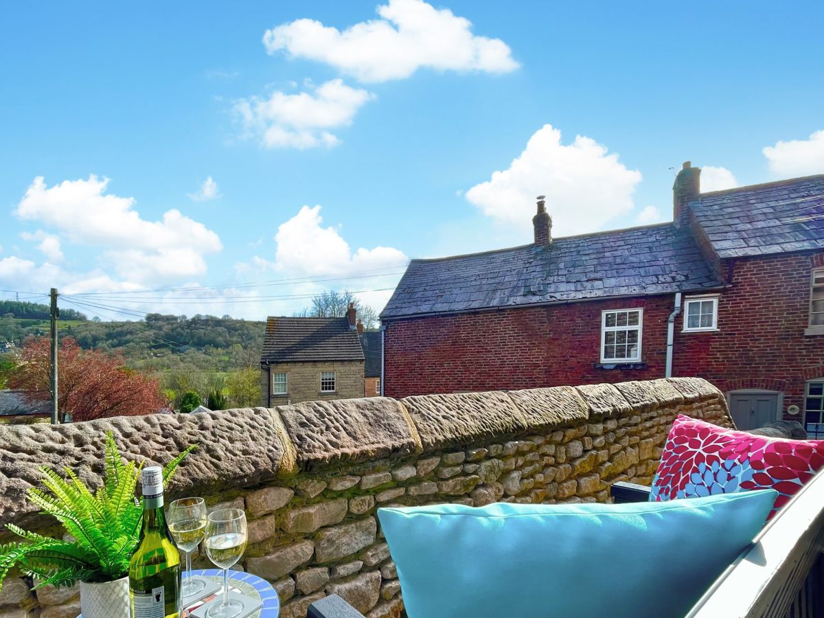 1 School Cottage, listing photograph 3