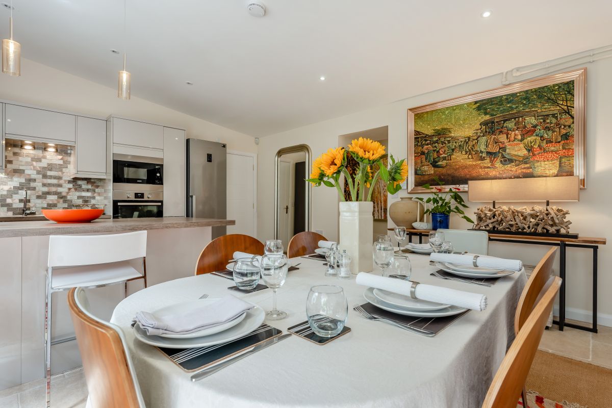 Fairylea Cottage, listing photograph 4