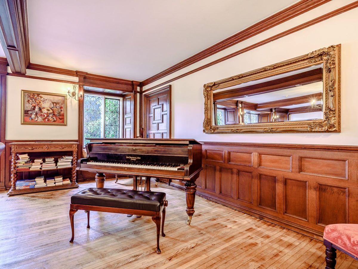 Winder Hall, listing photograph 5