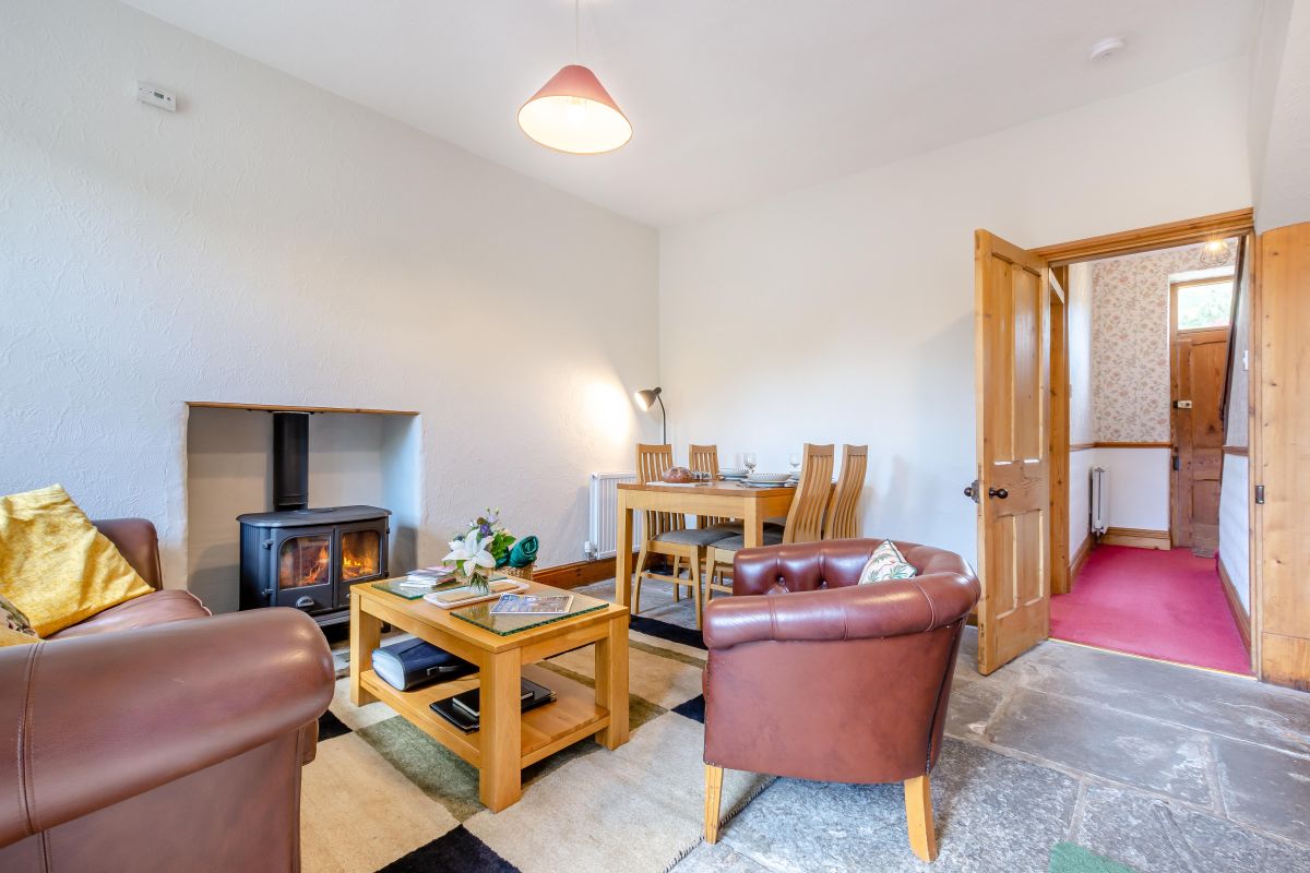 Mountain View Cottage - Sedbergh, listing photograph 4