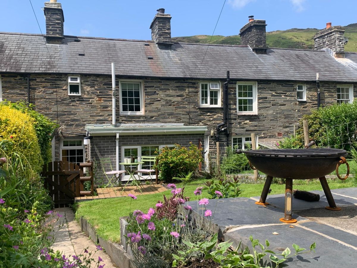 Cuddfan Abergynolwyn