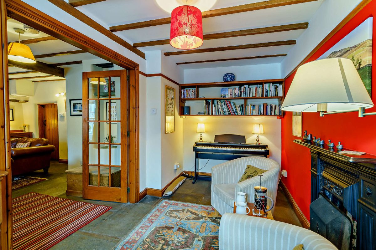 Mary's Cottage, listing photograph 3