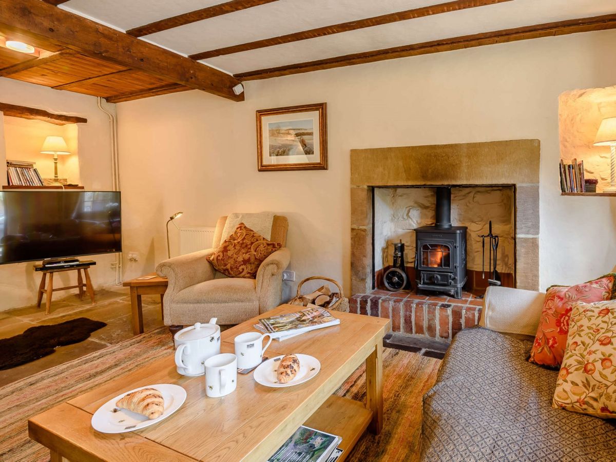 Marmalade Cottage - Winster, listing photograph 3