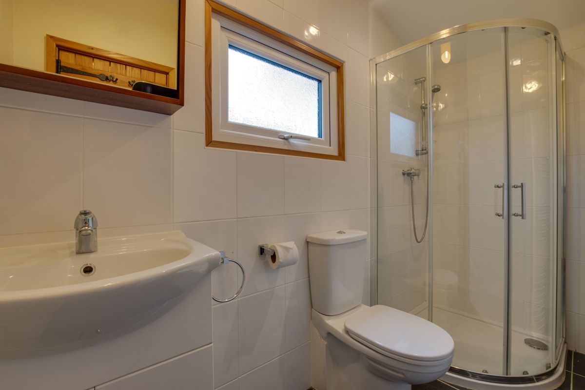 Caban y Gader - Cader Queen, listing photograph 11