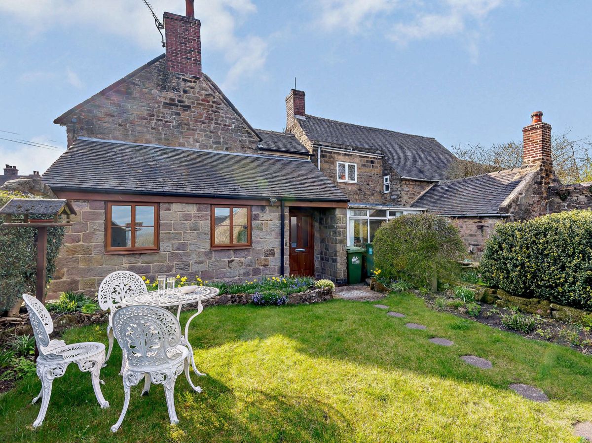 Cross Cottage, listing photograph 3