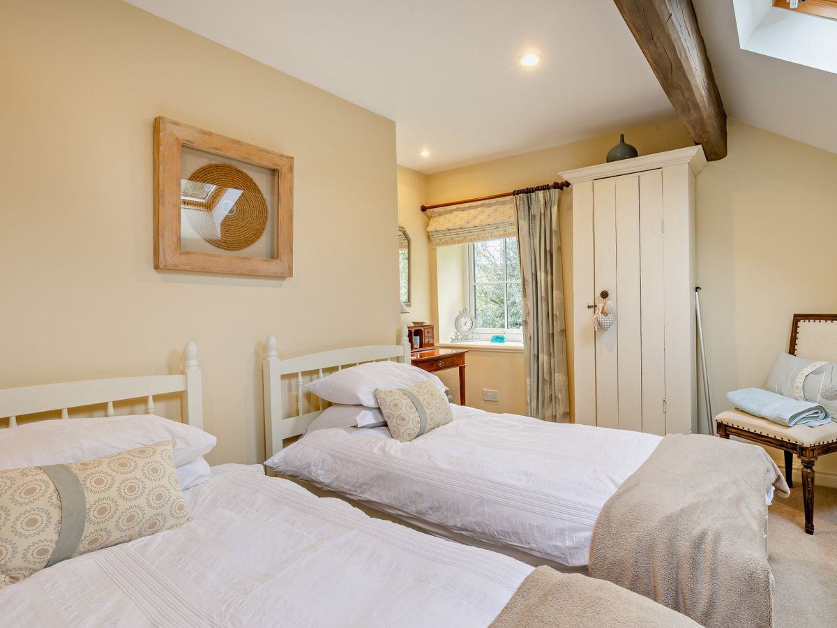 Clough Brook Cottage, listing photograph 6