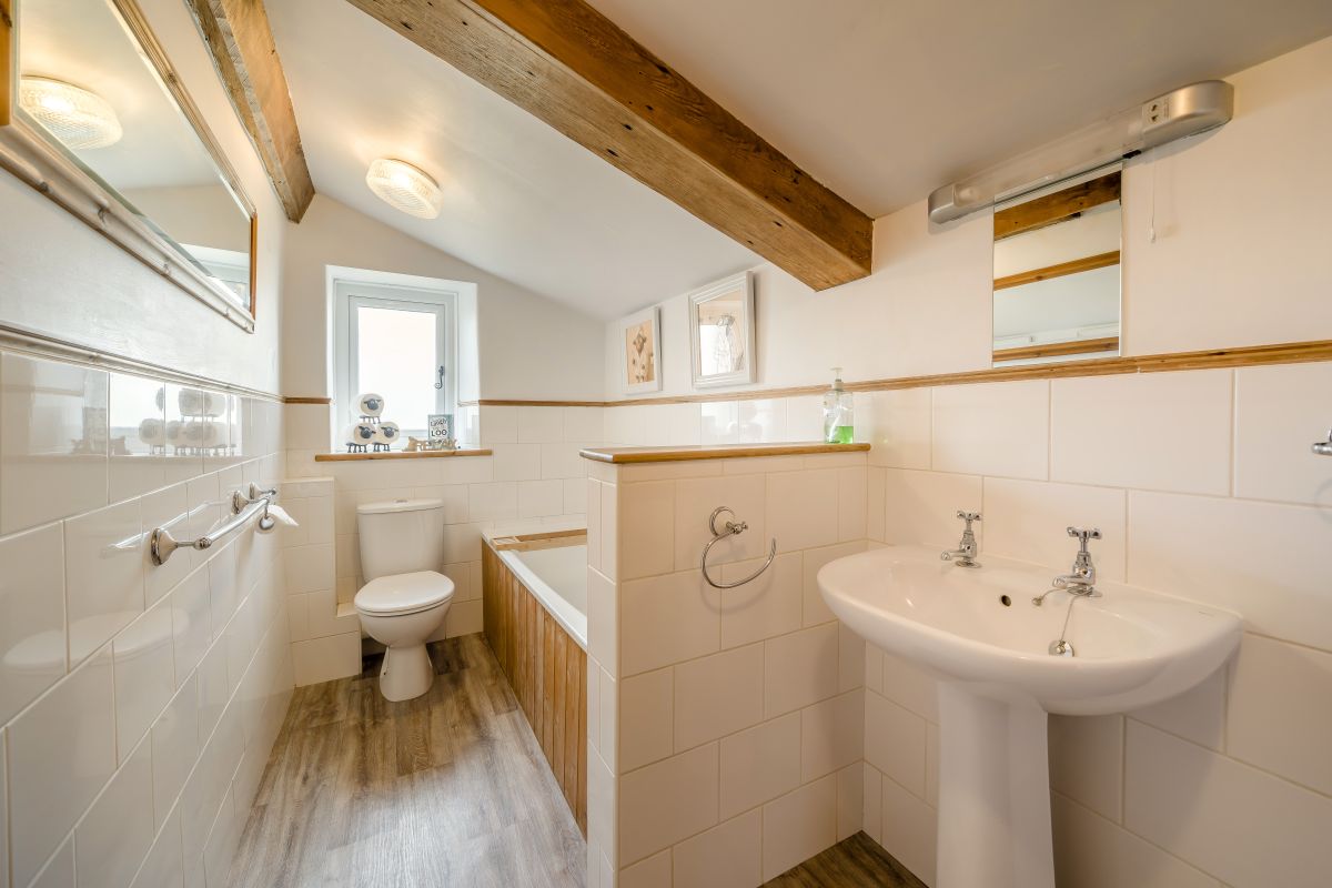 Dales Cottage, listing photograph 7