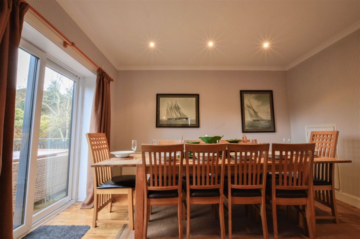 Cologin Farmhouse, listing photograph 12