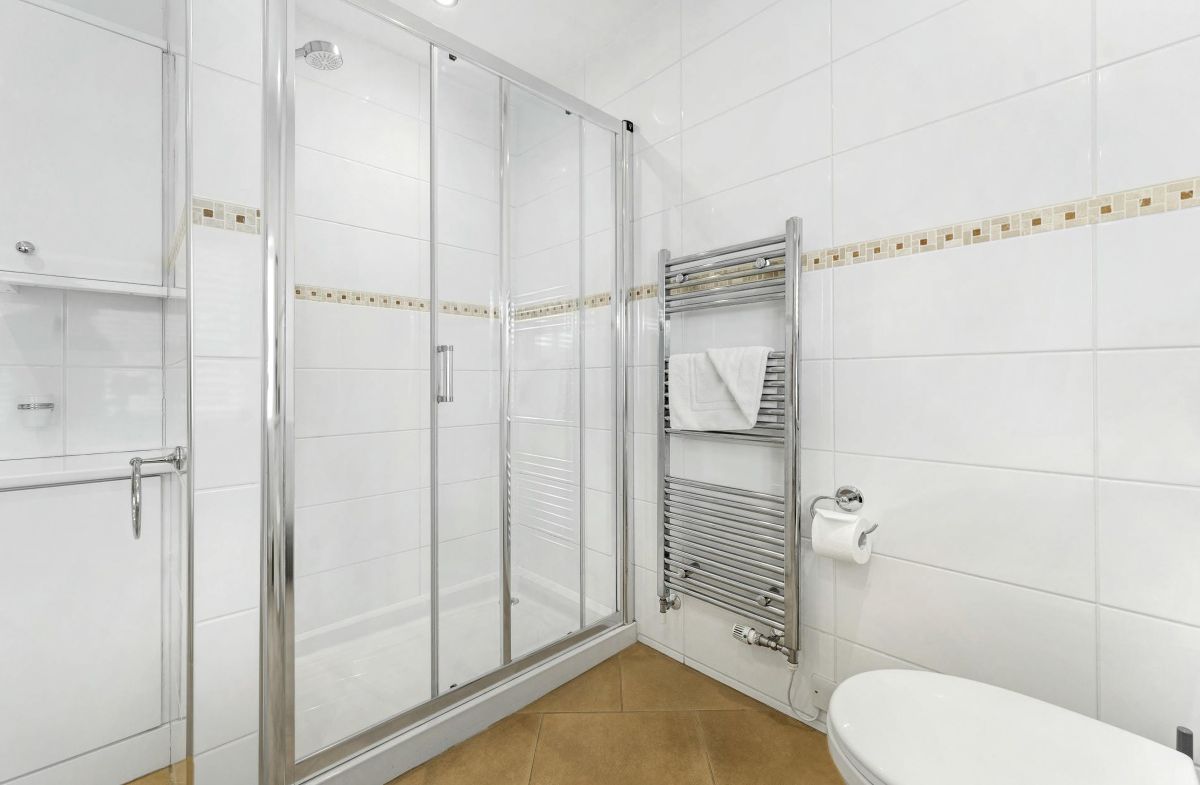 Roseberry Cottage, listing photograph 12