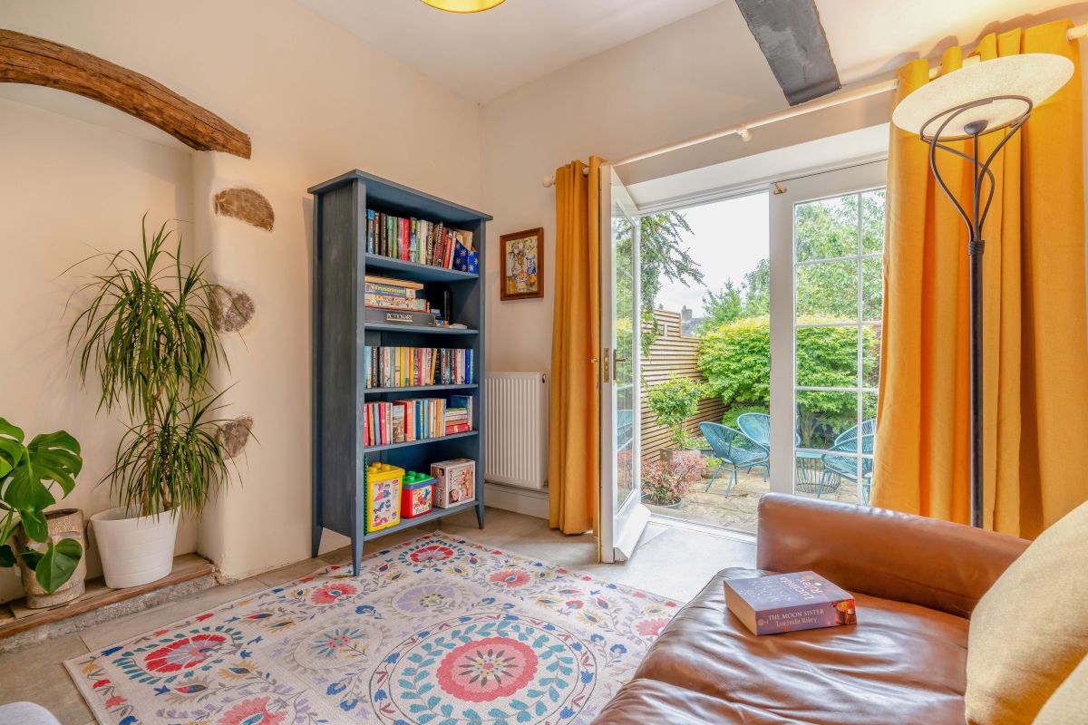 The Manor Cottage, listing photograph 8