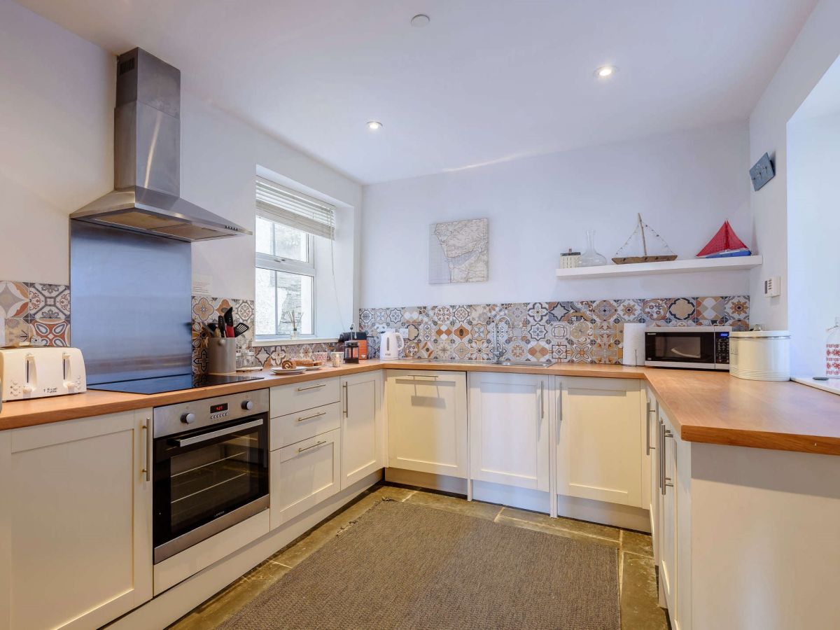 Bodfor House, listing photograph 8