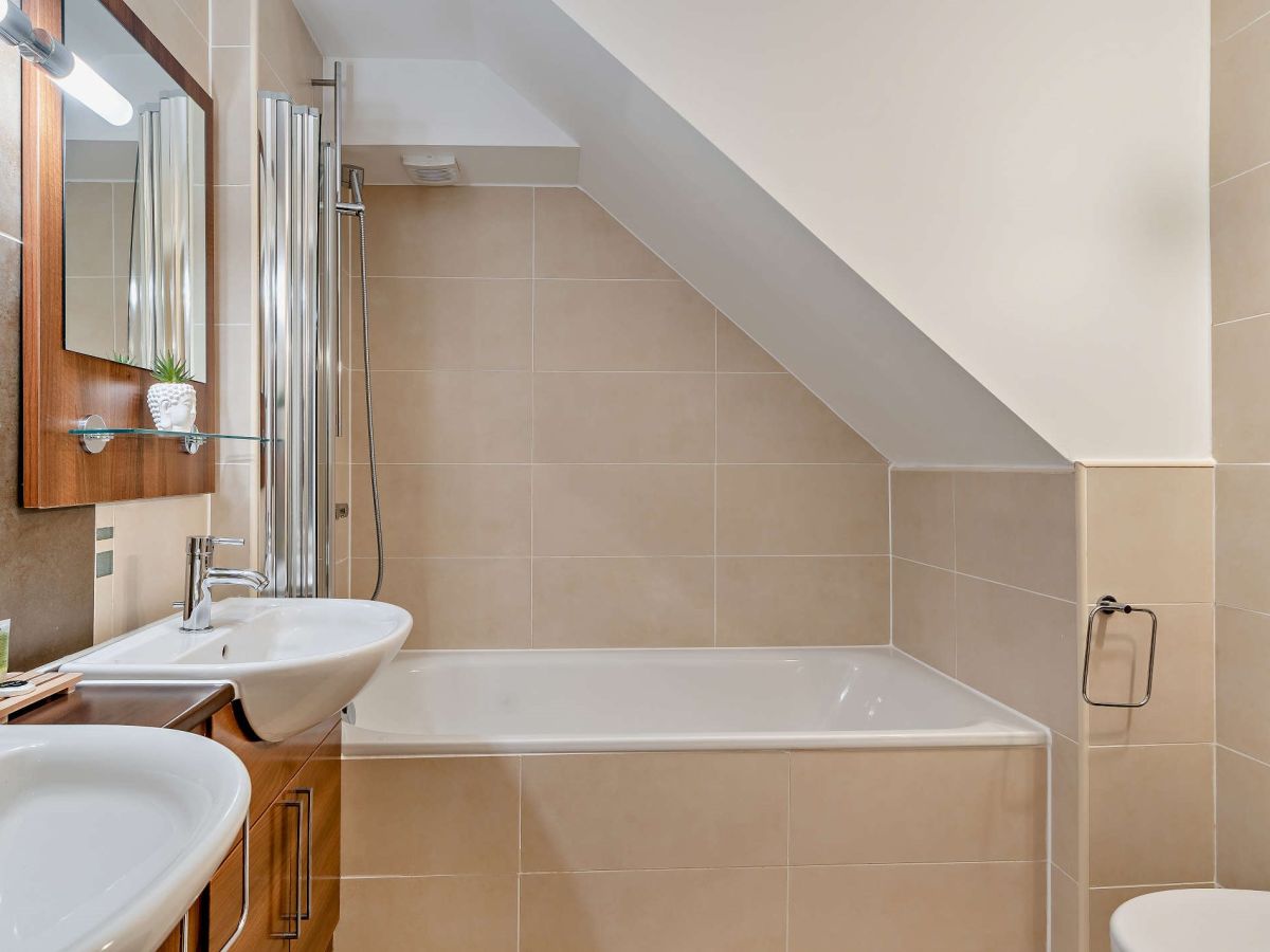 Cross Fell View Apartment, listing photograph 9