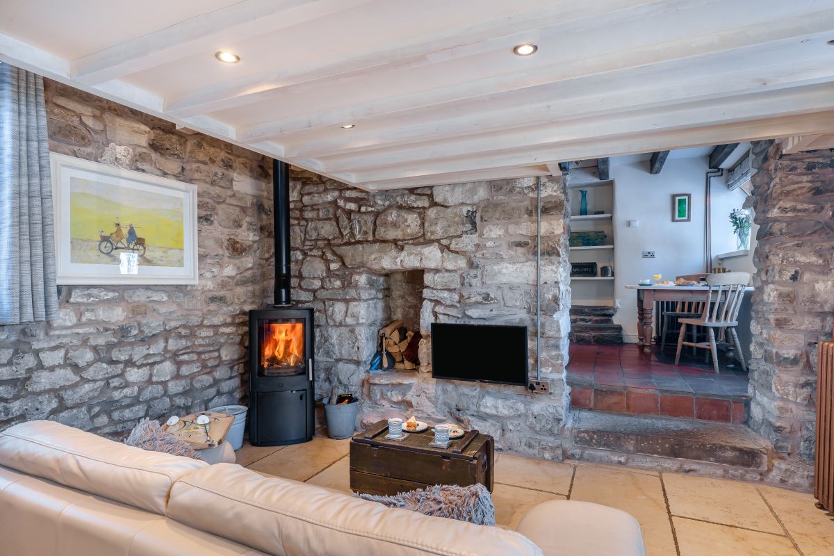 Wren Cottage - The Manifold Retreat, listing photograph 5