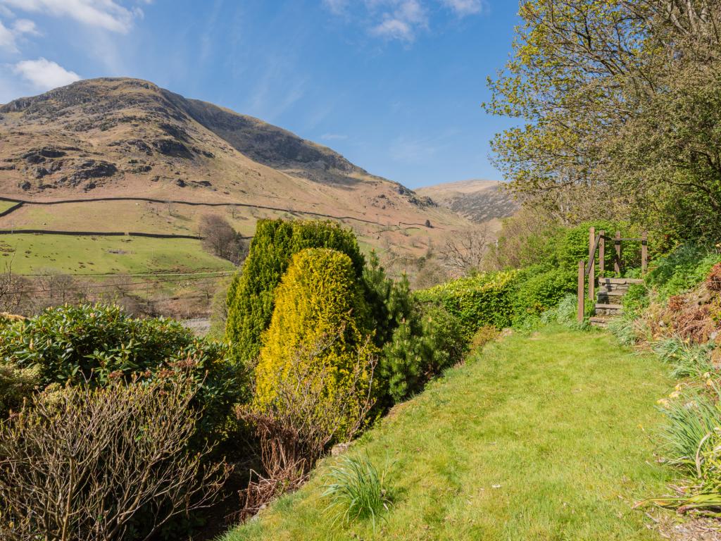 6 High Rake, listing photograph 10