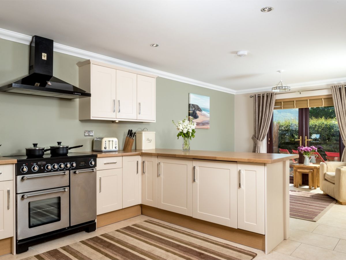 Ty Glyndwr, listing photograph 4