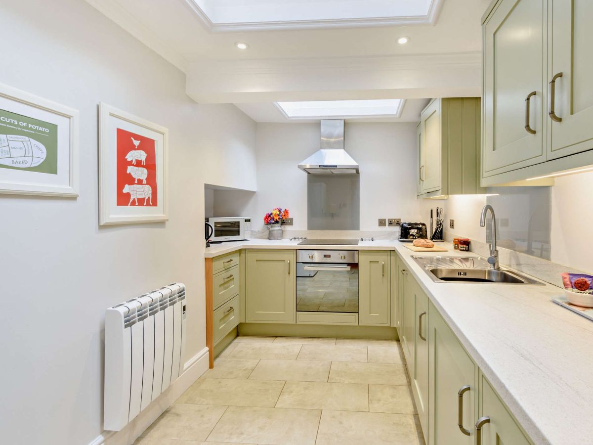 Garth Cottage, listing photograph 9