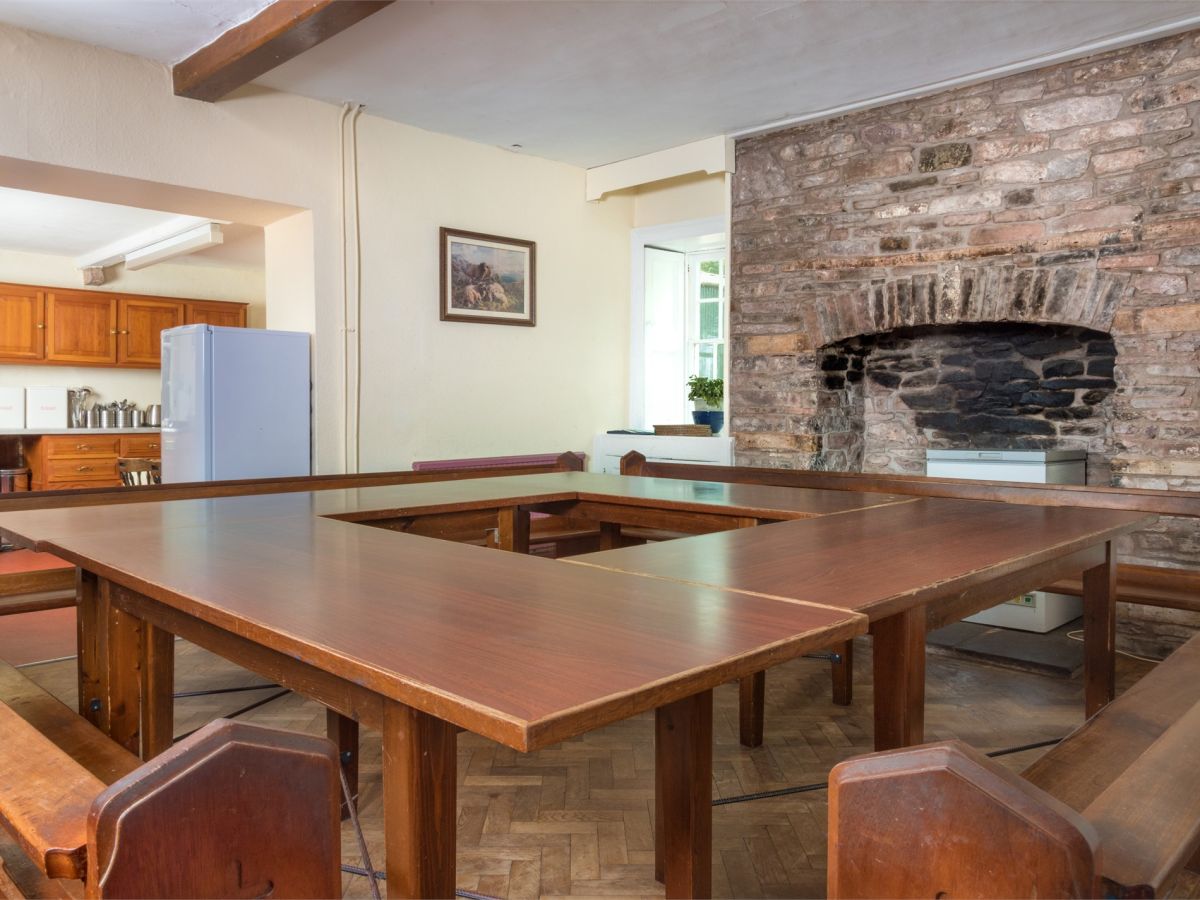 Llosged Farmhouse, listing photograph 6