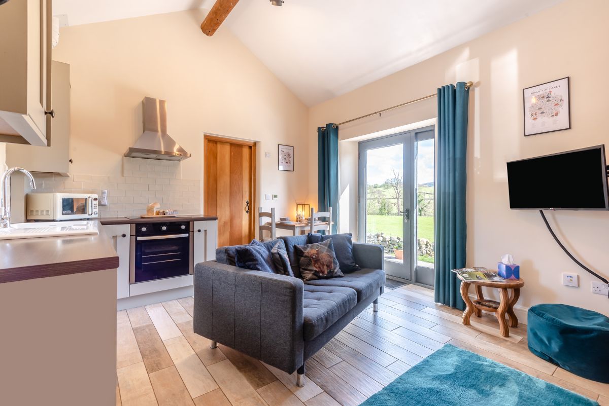 Speight Cottage, listing photograph 4