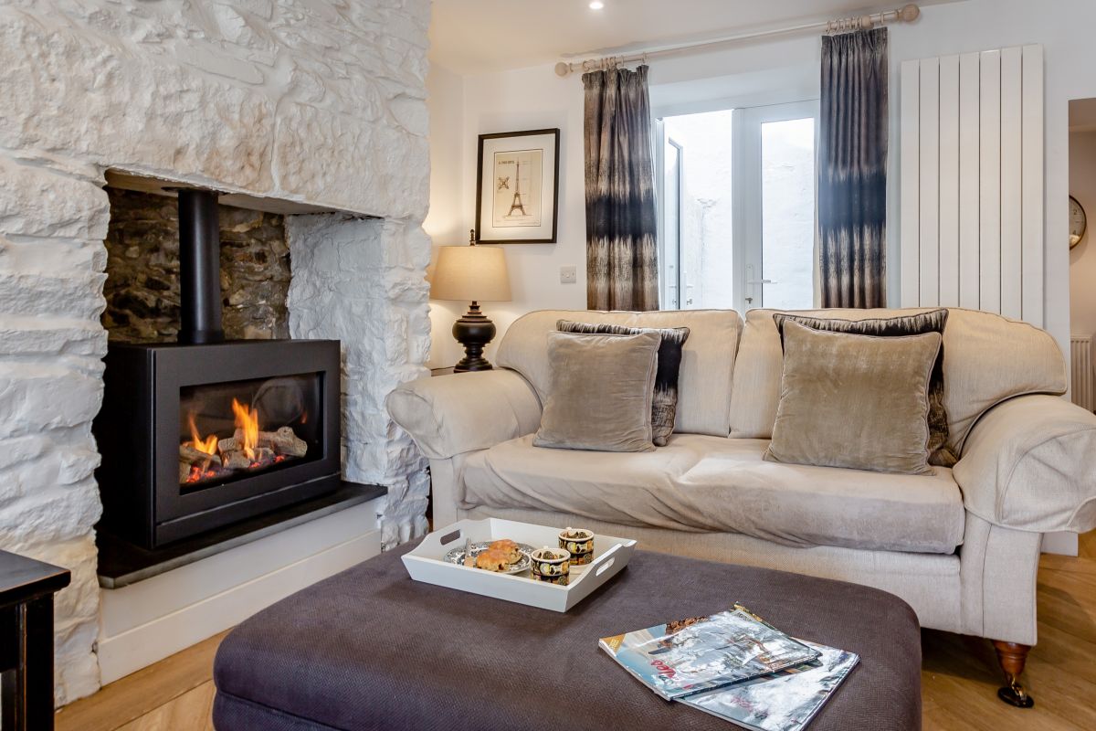 Rosemary Lane Cottage, listing photograph 2
