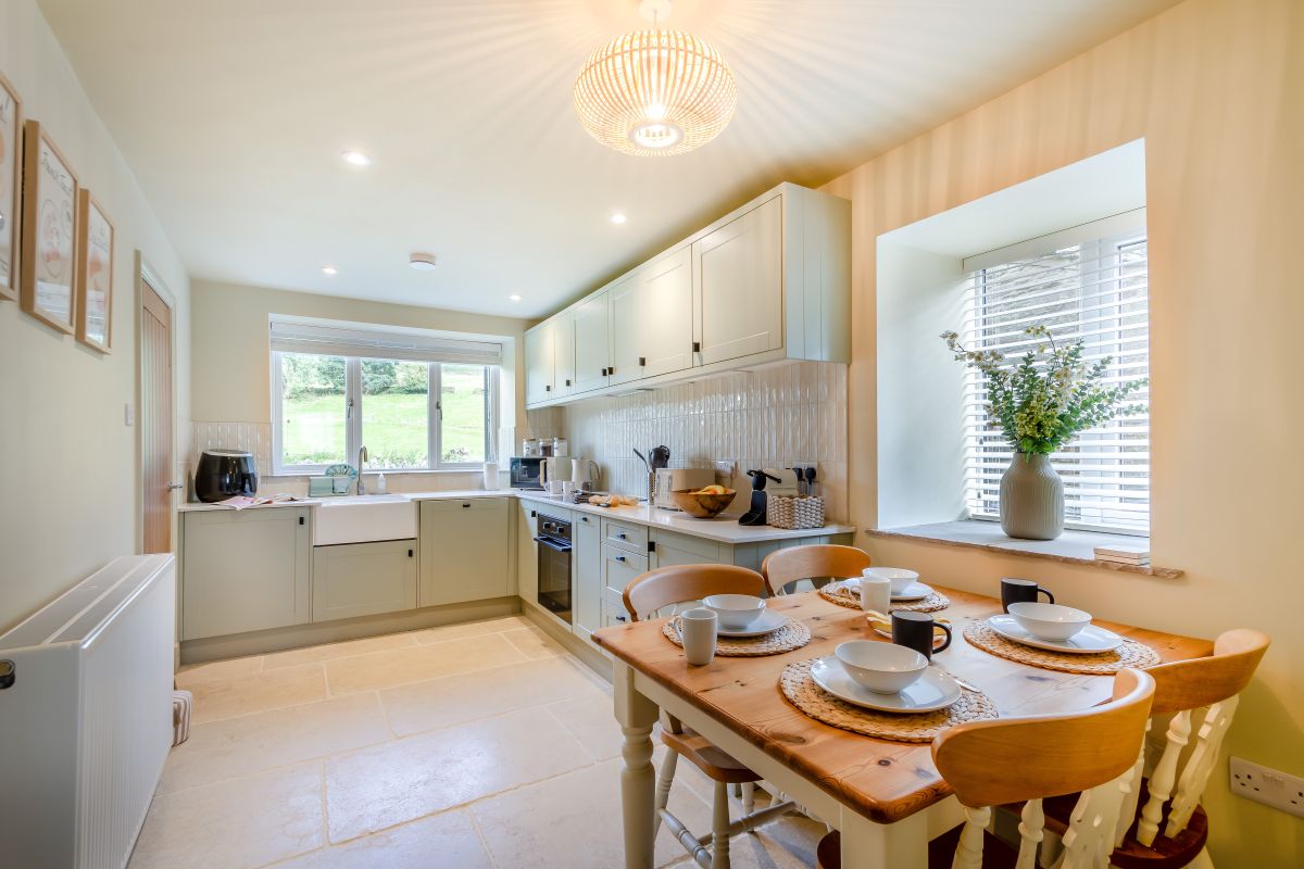 No1 Simonstone, listing photograph 2