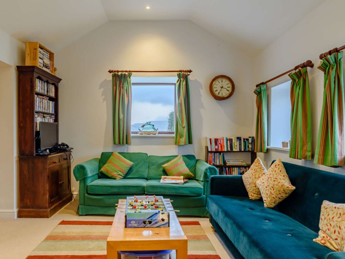 Whitewalls, listing photograph 7