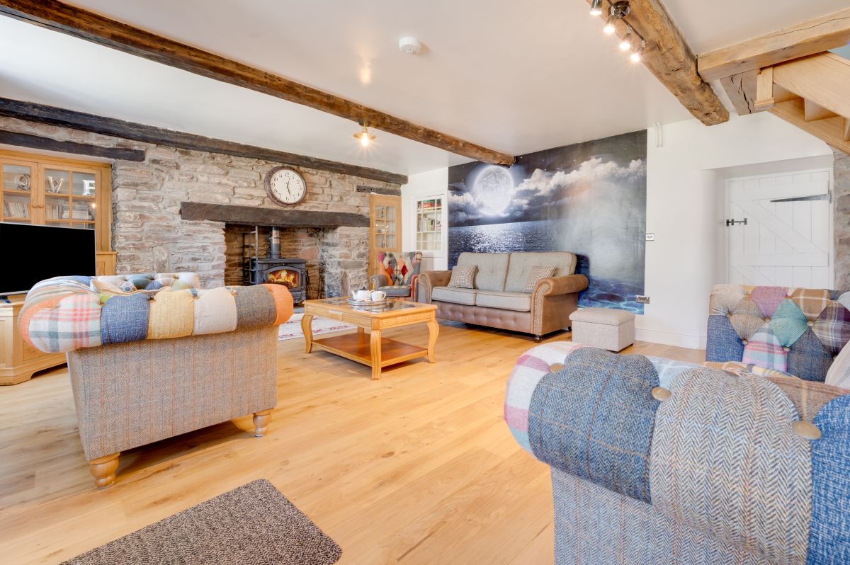 Onnen Fawr Farmhouse, listing photograph 6