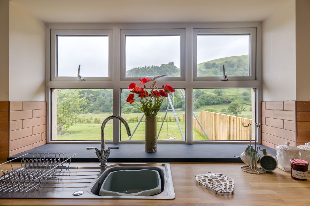 The Dairy - Cwm-Llinau, listing photograph 10