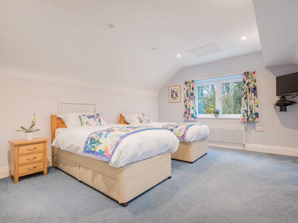 Riverside Retreat - Ambleside, listing photograph 9