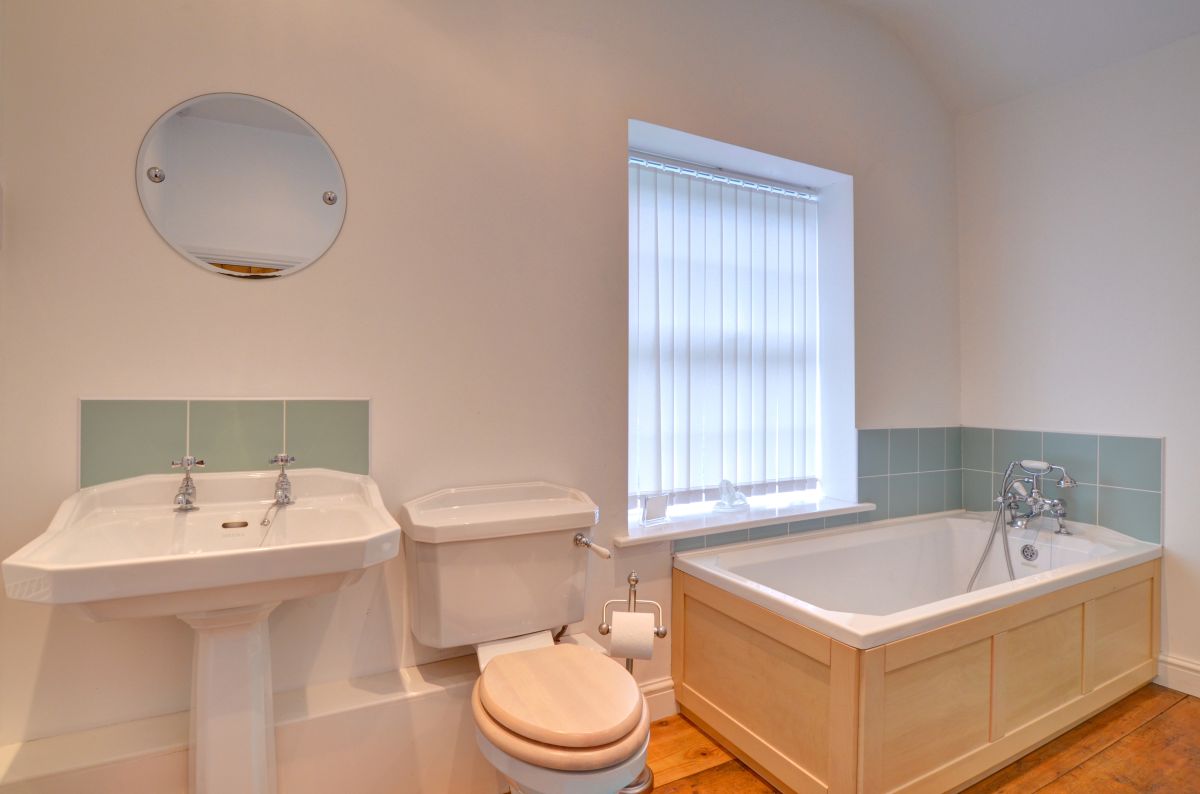 Oswalds Cottage, listing photograph 11