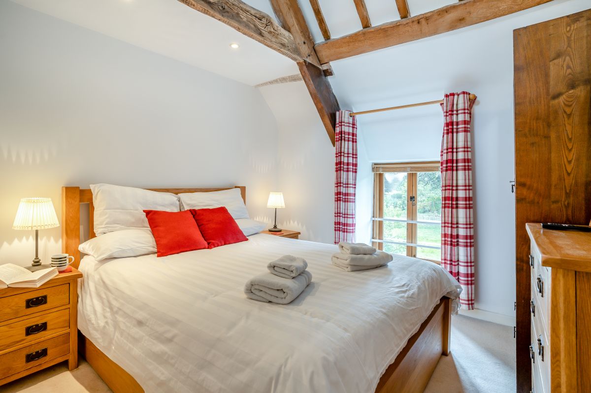 Usk Valley Cottage, listing photograph 10