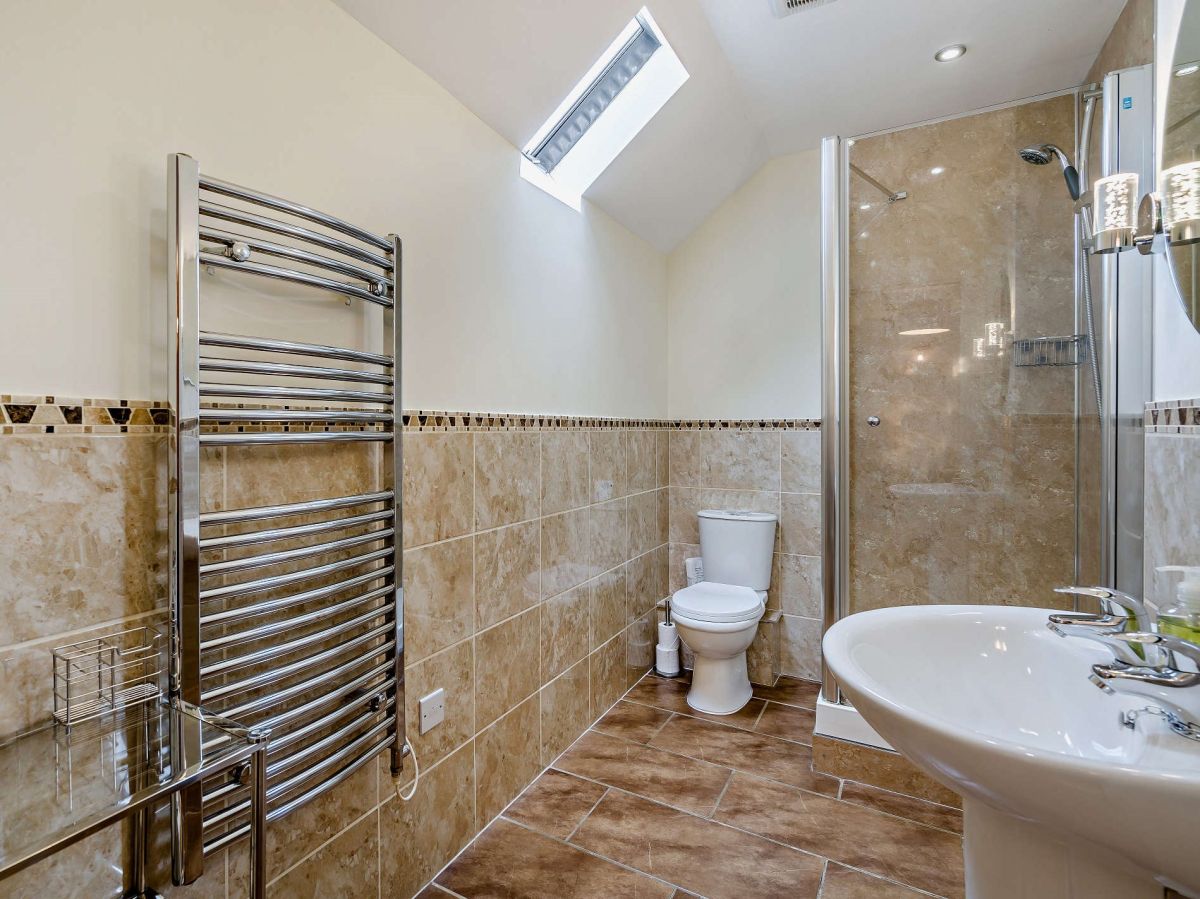 The Byre - Glenshee, listing photograph 11
